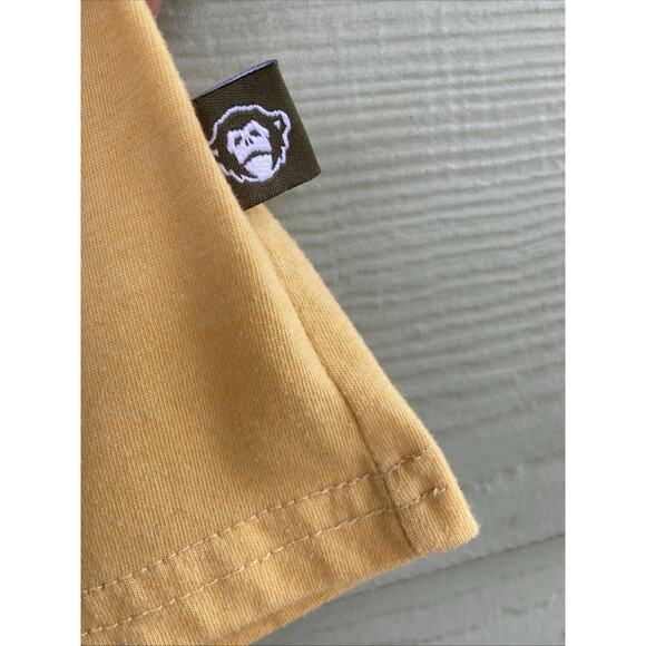 Howler Bros Yellow HERMANOS Banana Graphic Crewneck Tshirt Tee Youth Boy Medium - Picture 3 of 7